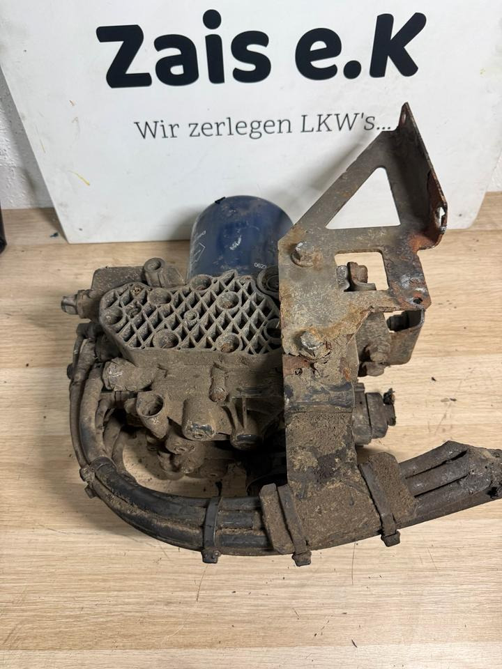 Mercedes WABCO Lufttrockner A0014460364 - ملحقات الفرامل - شاحنة: صور 4 Mercedes WABCO Lufttrockner A0014460364 - ملحقات الفرامل - شاحنة: صور 4
