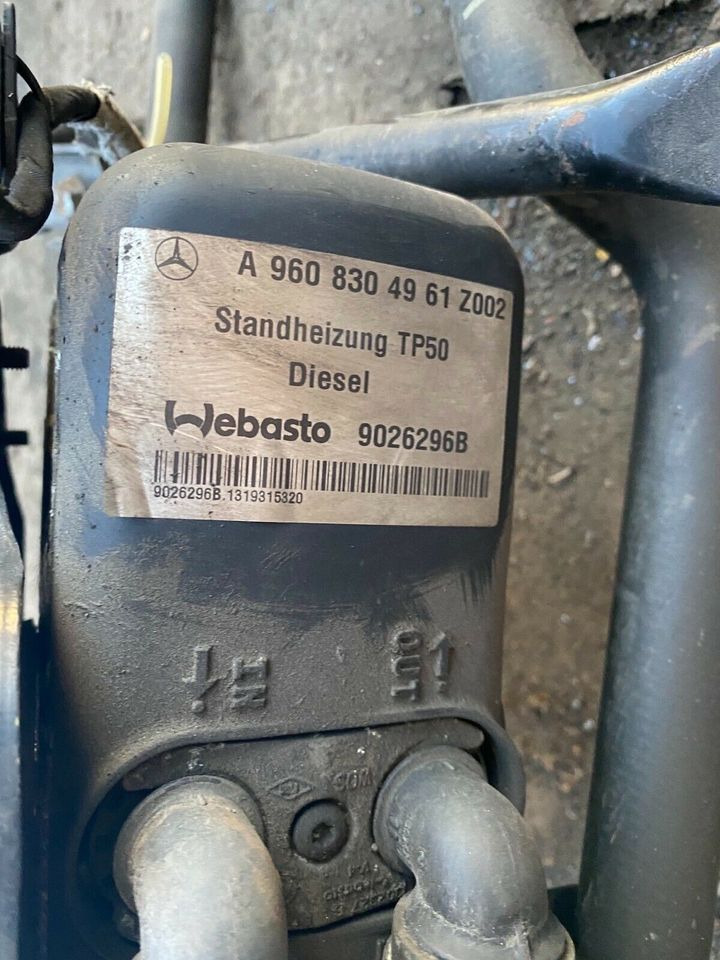 Standheizung Mercedes Actros MP4 A9608304961 Webasto 9026296B - التدفئة/ التهوية - شاحنة: صور 3 Standheizung Mercedes Actros MP4 A9608304961 Webasto 9026296B - التدفئة/ التهوية - شاحنة: صور 3