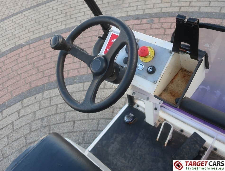 عربة جولف Bradshaw AV6AV ELECTRIC UTV RECREATIONAL 6-PERSONS VEHICLE: صور 12