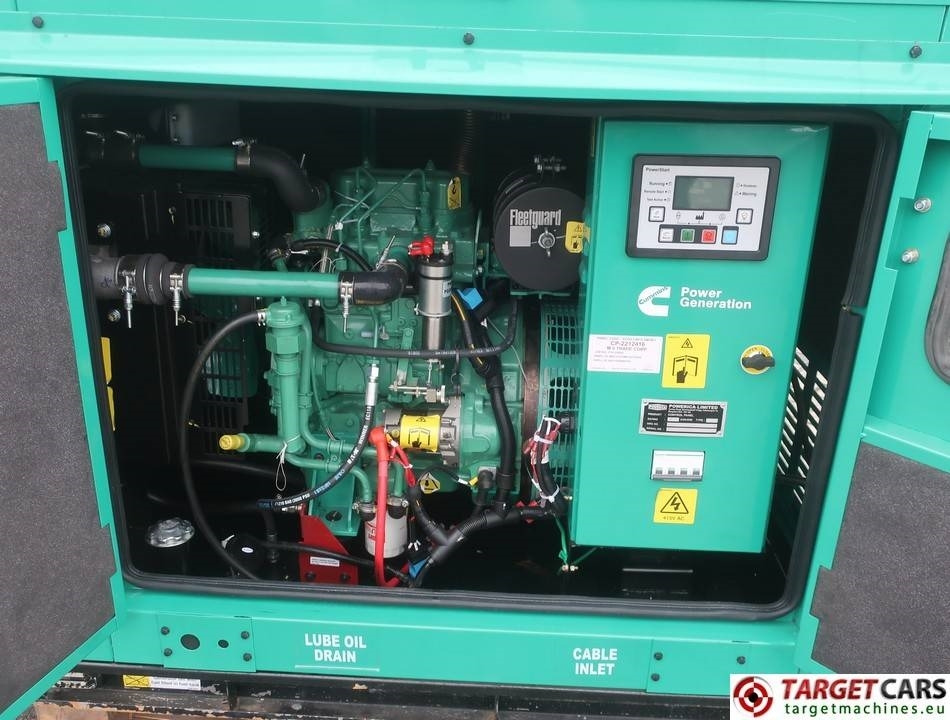 Cummins C15D5P Diesel 15KVA Generator 415V/230V Stamford  - مجموعة المولدات: صور 5 Cummins C15D5P Diesel 15KVA Generator 415V/230V Stamford  - مجموعة المولدات: صور 5