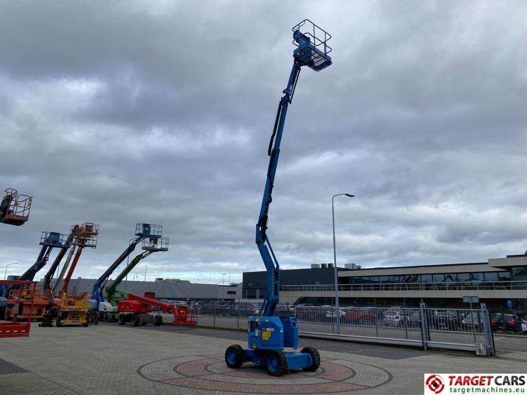 رافعات سلة مفصلية Genie Z-34/22 Articulated 4x4 Diesel Boom WorkLift 12.4M: صور 40 رافعات سلة مفصلية Genie Z-34/22 Articulated 4x4 Diesel Boom WorkLift 12.4M: صور 40