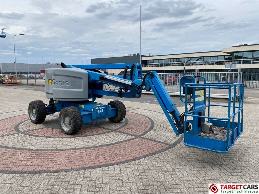 Genie Z-45/25J Articulated 4x4 Diesel Boom Work Lift 16M - رافعات سلة مفصلية: صور 2 Genie Z-45/25J Articulated 4x4 Diesel Boom Work Lift 16M - رافعات سلة مفصلية: صور 2