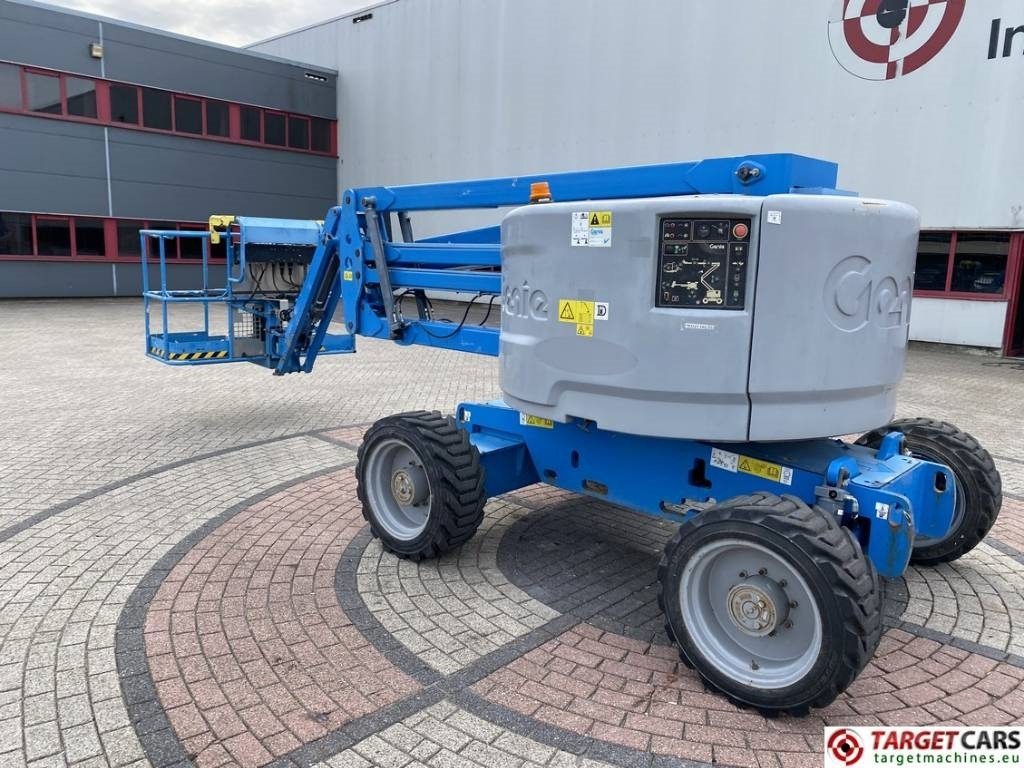 Genie Z-45/25J Diesel 4x4 Articulated Boom Lift 1605cm - رافعات سلة مفصلية: صور 4 Genie Z-45/25J Diesel 4x4 Articulated Boom Lift 1605cm - رافعات سلة مفصلية: صور 4