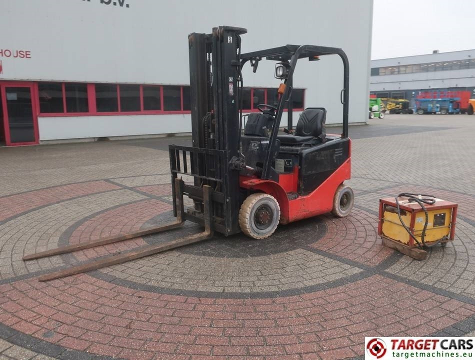 Hangcha CPD15J Eletric 4-wh Forklift Triplex-480cm 1500KG - رافعة شوكية كهربائية: صور 1 Hangcha CPD15J Eletric 4-wh Forklift Triplex-480cm 1500KG - رافعة شوكية كهربائية: صور 1