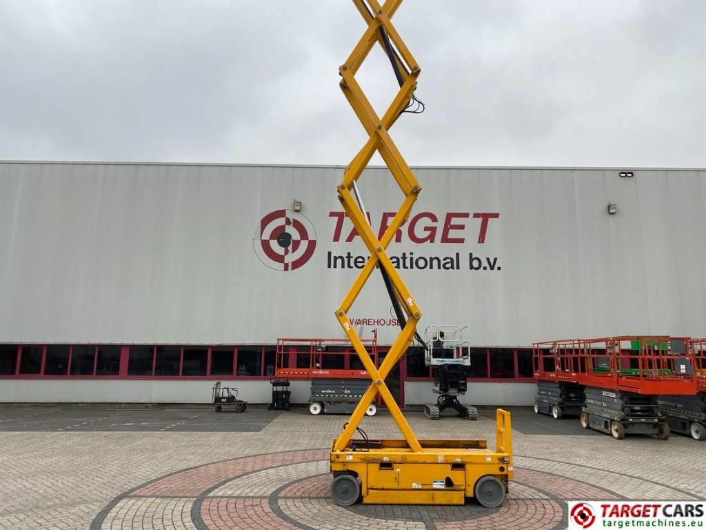 رافعات مقصية Haulotte Compact 14 Electric Scissor Work Lift 1385cm: صور 19 رافعات مقصية Haulotte Compact 14 Electric Scissor Work Lift 1385cm: صور 19