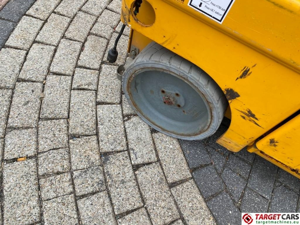 رافعات مقصية Haulotte Compact 14 Electric Scissor Work Lift 1385cm: صور 23 رافعات مقصية Haulotte Compact 14 Electric Scissor Work Lift 1385cm: صور 23