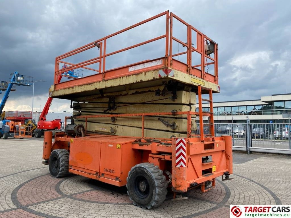 Holland Lift T210DL25 4WD Diesel T-210DL25 Scissor WorkLift 23M - رافعات مقصية: صور 2 Holland Lift T210DL25 4WD Diesel T-210DL25 Scissor WorkLift 23M - رافعات مقصية: صور 2