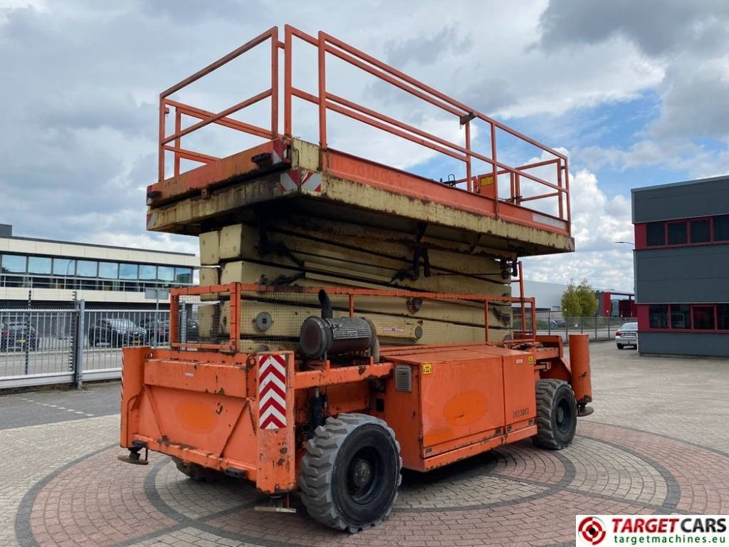 Holland Lift T210DL25 4WD Diesel T-210DL25 Scissor WorkLift 23M - رافعات مقصية: صور 3 Holland Lift T210DL25 4WD Diesel T-210DL25 Scissor WorkLift 23M - رافعات مقصية: صور 3