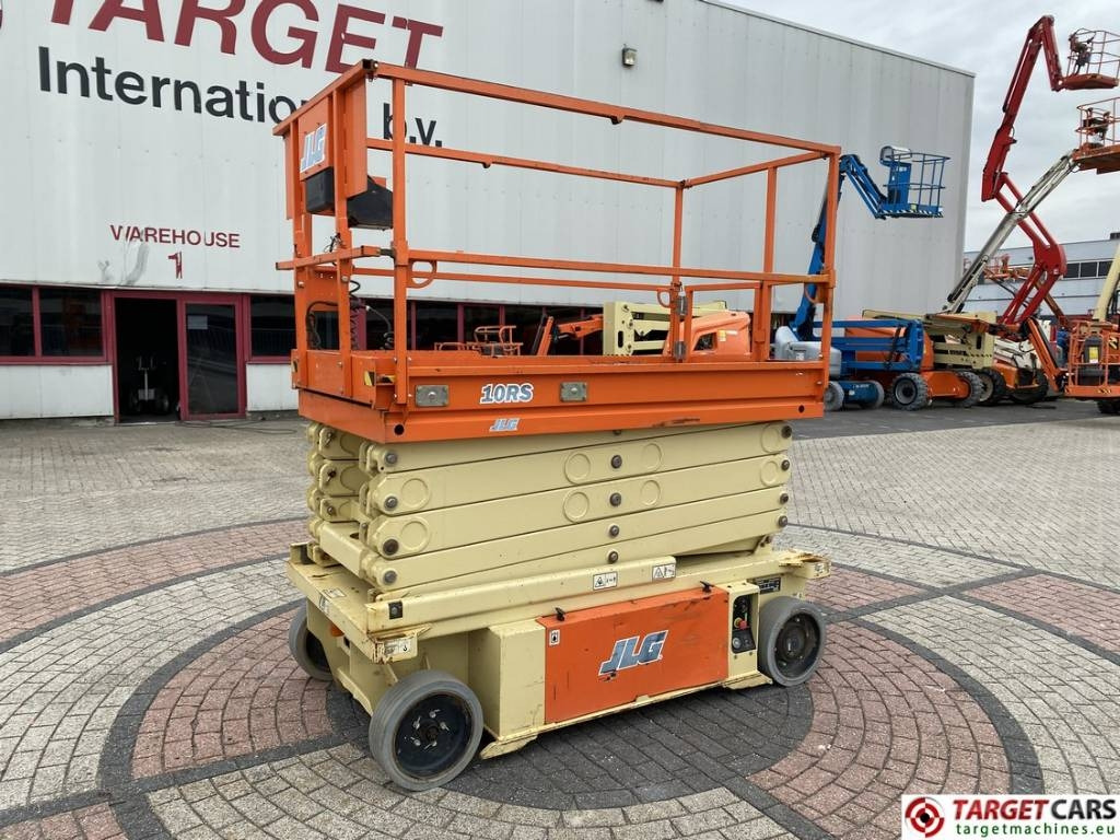JLG 10RS Electric Scissor Work Lift 1175cm - رافعات مقصية: صور 1 JLG 10RS Electric Scissor Work Lift 1175cm - رافعات مقصية: صور 1