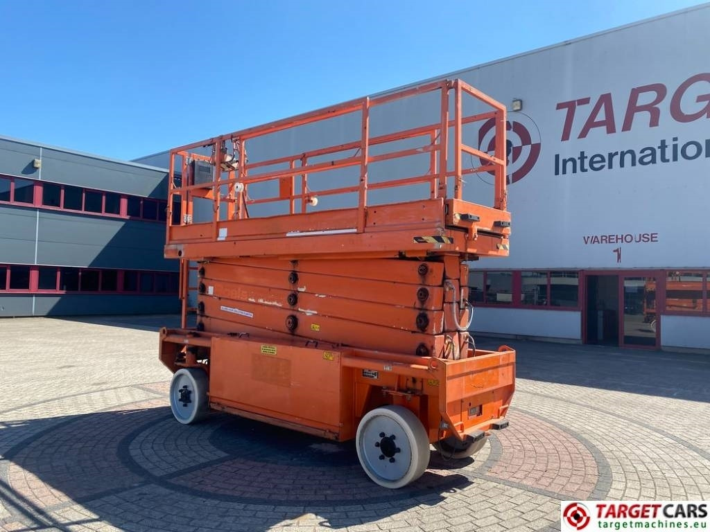 JLG 153-12 Liftlux Electric Scissor Work Lift 1730cm - رافعات مقصية: صور 4 JLG 153-12 Liftlux Electric Scissor Work Lift 1730cm - رافعات مقصية: صور 4