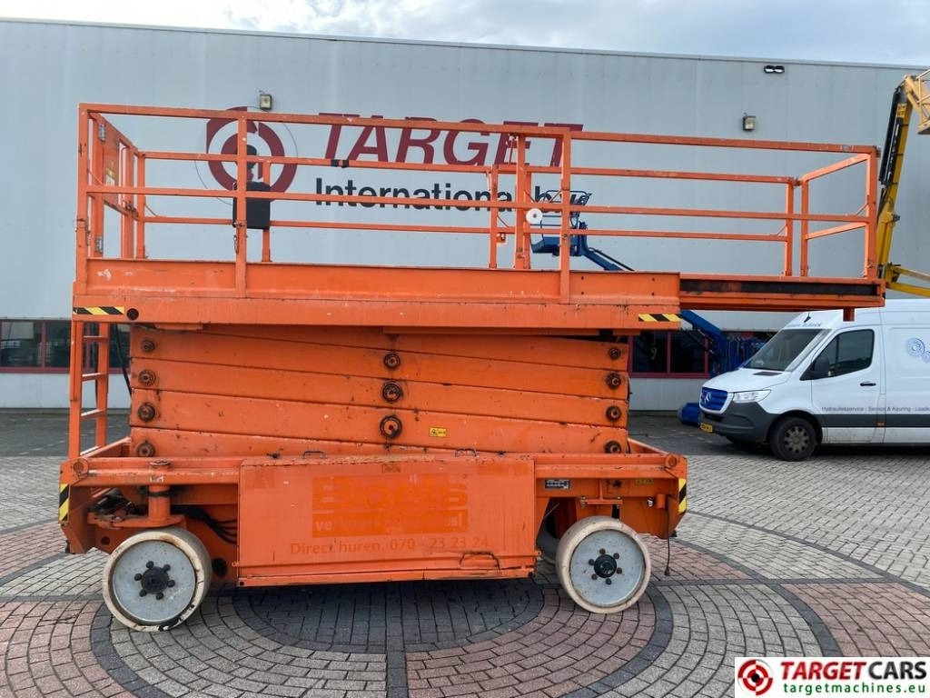 JLG 153-12 Liftlux Electric Scissor Work Lift 1730cm - رافعات مقصية: صور 5 JLG 153-12 Liftlux Electric Scissor Work Lift 1730cm - رافعات مقصية: صور 5