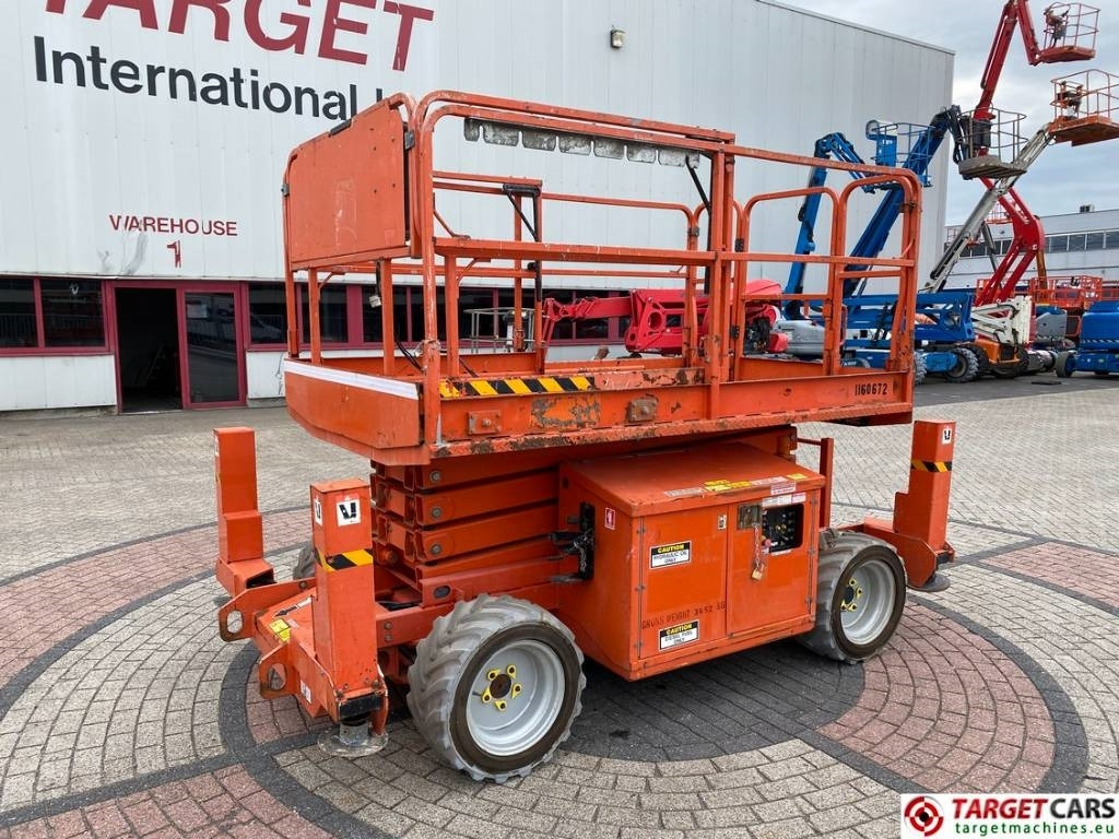 JLG 260MRT Diesel 4x4 Scissor Workj Lift 992cm - رافعات مقصية: صور 1 JLG 260MRT Diesel 4x4 Scissor Workj Lift 992cm - رافعات مقصية: صور 1