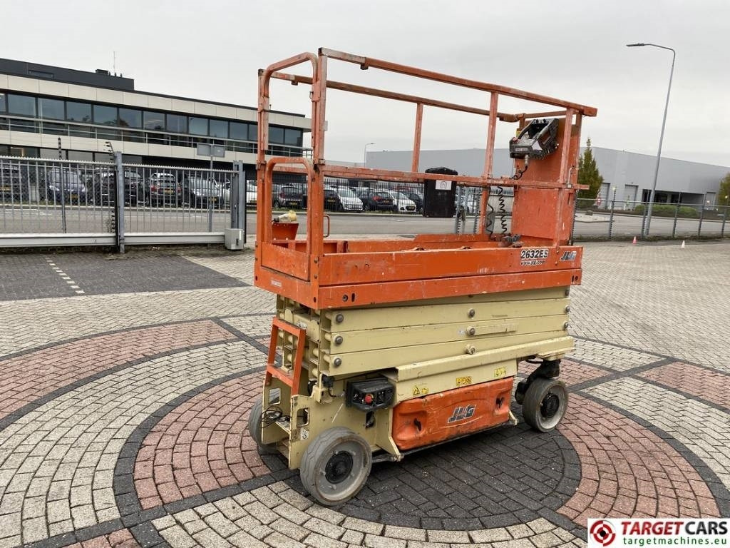 JLG 2632ES Electric Scissor Work Lift 977cm - رافعات مقصية: صور 3 JLG 2632ES Electric Scissor Work Lift 977cm - رافعات مقصية: صور 3