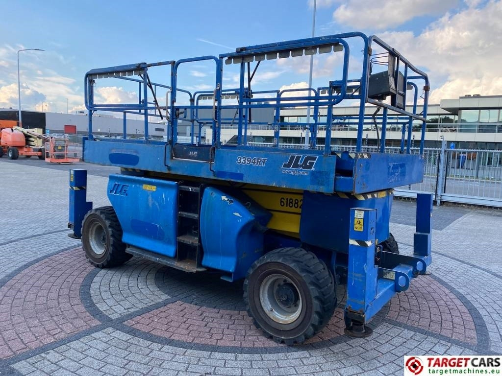 JLG 3394RT Diesel 4x4 Scissor Work Lift 1206cm - رافعات مقصية: صور 2 JLG 3394RT Diesel 4x4 Scissor Work Lift 1206cm - رافعات مقصية: صور 2