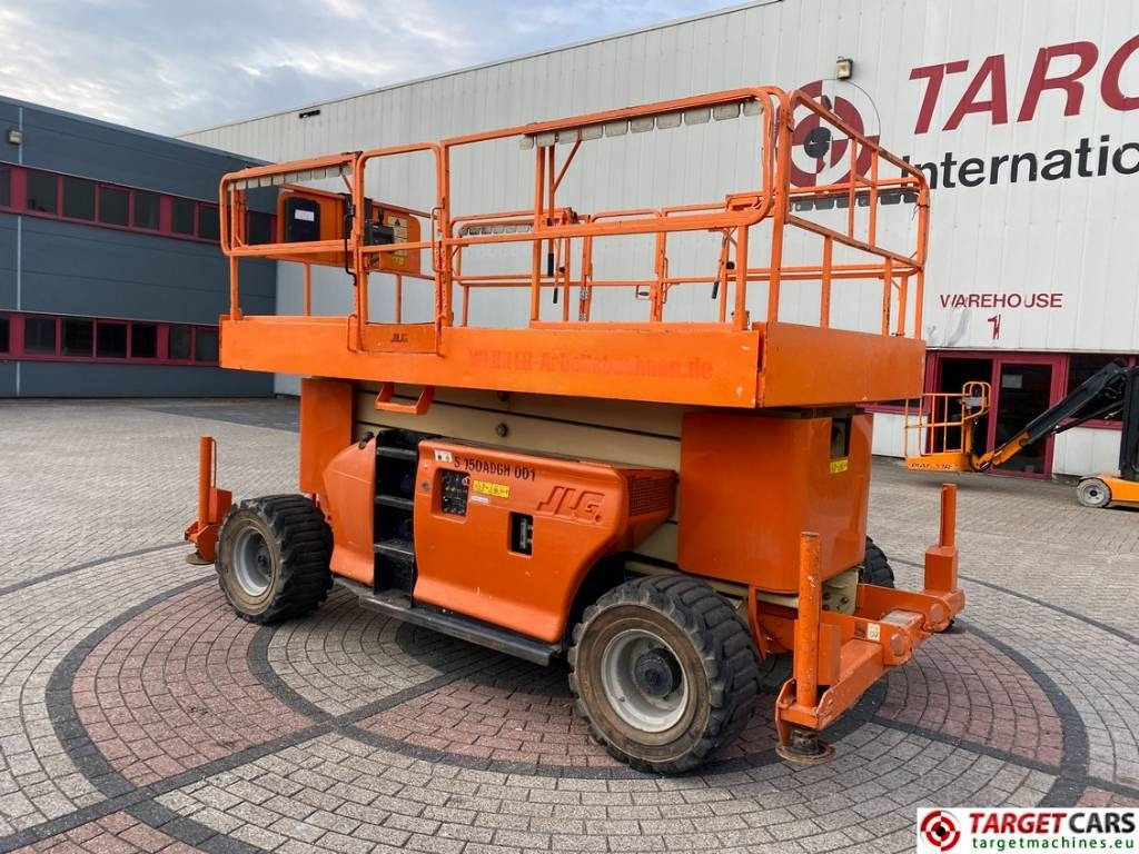 JLG 4394RT Diesel 4x4 Scissor Work Lift 1511cm - رافعات مقصية: صور 4 JLG 4394RT Diesel 4x4 Scissor Work Lift 1511cm - رافعات مقصية: صور 4