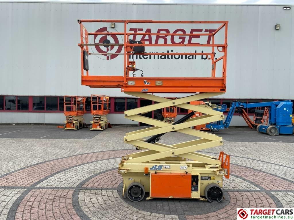 JLG 6RS Electric Scissor Work Lift 779cm - رافعات مقصية: صور 5 JLG 6RS Electric Scissor Work Lift 779cm - رافعات مقصية: صور 5