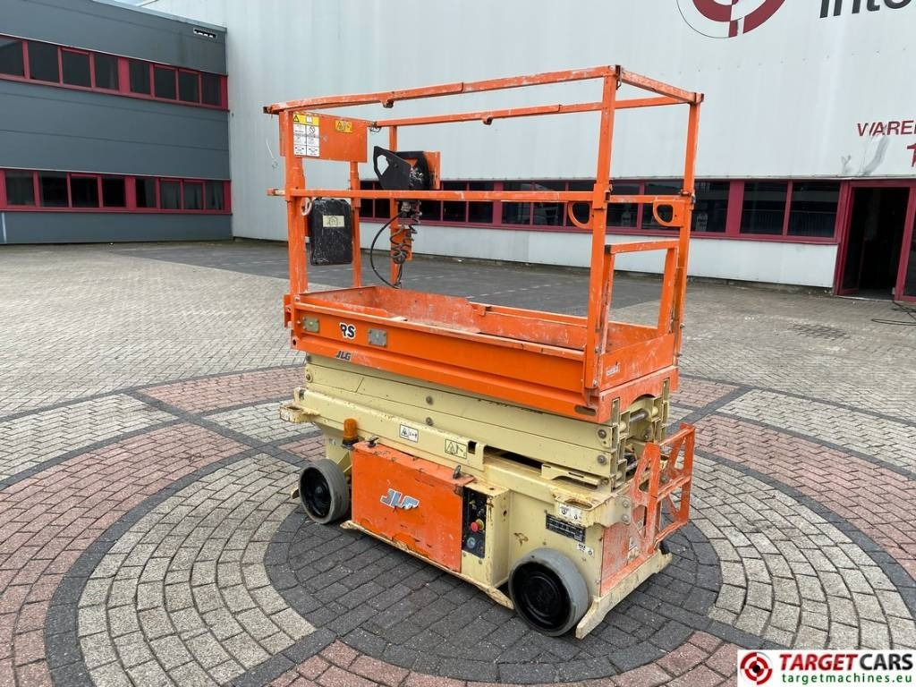 JLG 6RS Electric Scissor Work Lift 779cm - رافعات مقصية: صور 4 JLG 6RS Electric Scissor Work Lift 779cm - رافعات مقصية: صور 4