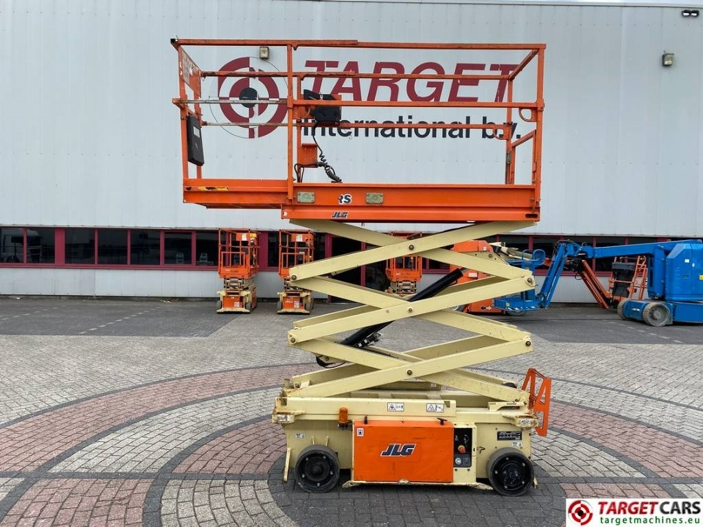 JLG 6RS Electric Scissor Work Lift 779cm - رافعات مقصية: صور 5 JLG 6RS Electric Scissor Work Lift 779cm - رافعات مقصية: صور 5