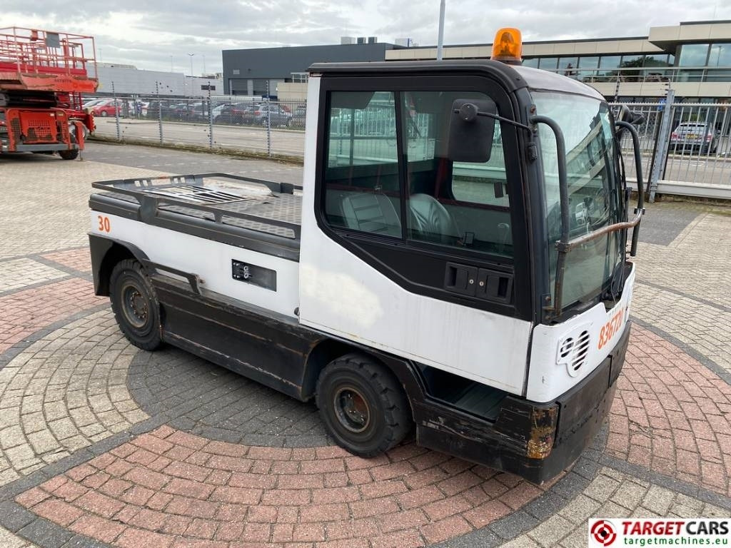 Linde P250 Tow Tug Truck Tractor Electric 80V Max 25T - جرارات البلدية: صور 2 Linde P250 Tow Tug Truck Tractor Electric 80V Max 25T - جرارات البلدية: صور 2