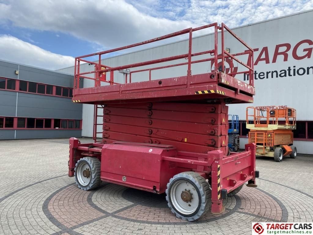 PB-Lift S225-24DS 4WD Diesel 4x4 Scissor Work Lift 2250cm - رافعات مقصية: صور 4 PB-Lift S225-24DS 4WD Diesel 4x4 Scissor Work Lift 2250cm - رافعات مقصية: صور 4