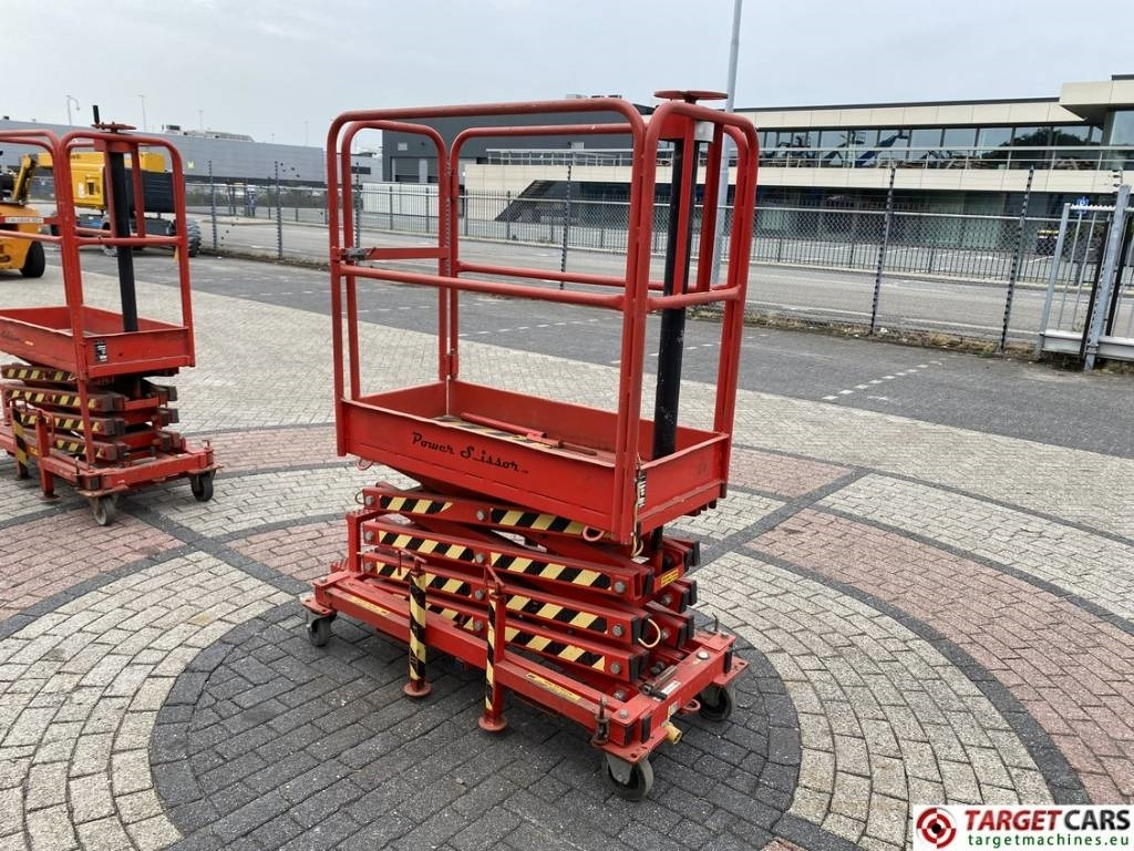 Power Scissor PS600 Manual Scissor Lift 600cm Defect - رافعات مقصية: صور 3 Power Scissor PS600 Manual Scissor Lift 600cm Defect - رافعات مقصية: صور 3