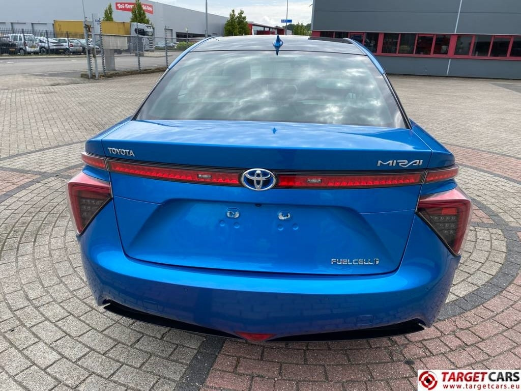 Toyota Mirai FCV HydroGen FuelCell - سيارة: صور 5 Toyota Mirai FCV HydroGen FuelCell - سيارة: صور 5