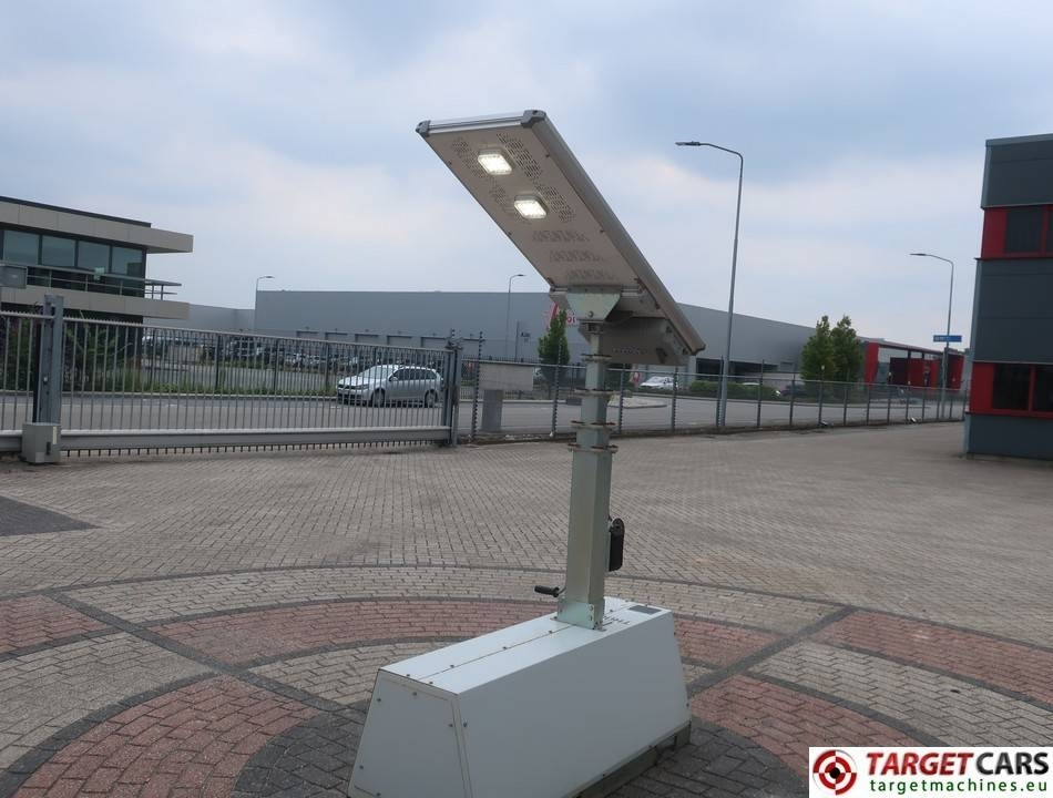 Trime X-Pole Solar Panel 50W Led Tower Light - ابراج اضاءة: صور 3 Trime X-Pole Solar Panel 50W Led Tower Light - ابراج اضاءة: صور 3