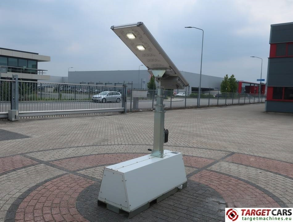 Trime X-Pole Tower Light 2x25W Led Solar Panel - ابراج اضاءة: صور 3 Trime X-Pole Tower Light 2x25W Led Solar Panel - ابراج اضاءة: صور 3