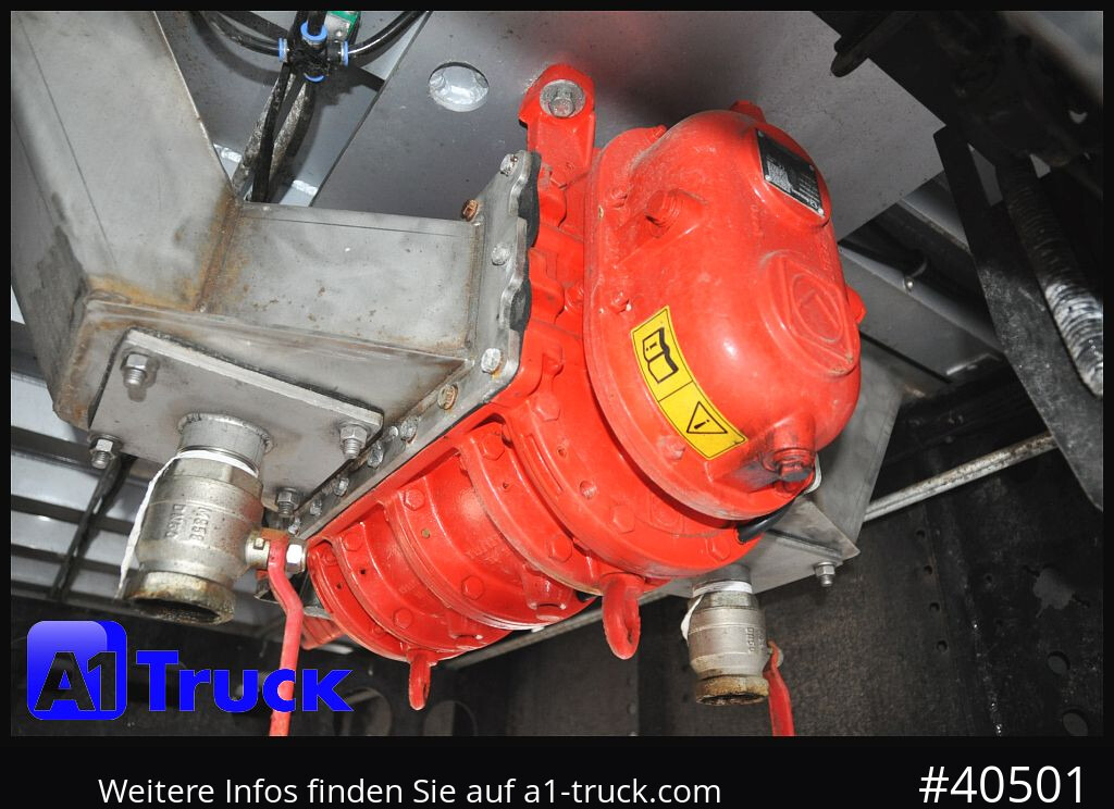 KEMPF Kombiliner, Exeler LiquidXliner, Gülle Pumpe, 29.825 km - قلابة نصف مقطورة: صور 3 KEMPF Kombiliner, Exeler LiquidXliner, Gülle Pumpe, 29.825 km - قلابة نصف مقطورة: صور 3