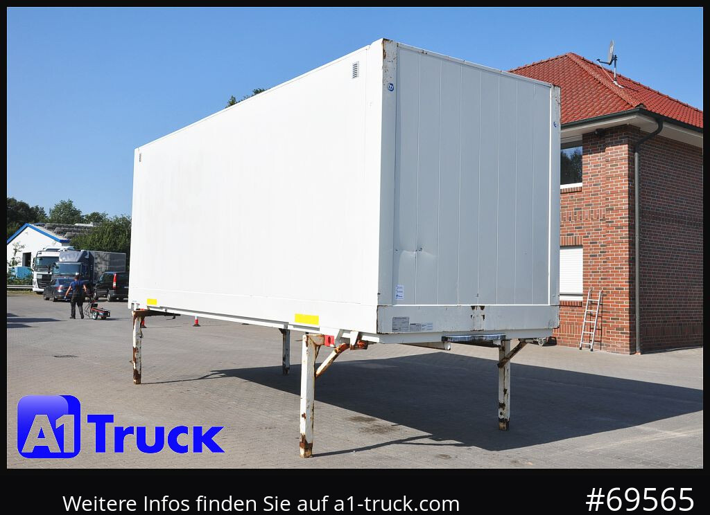 KRONE Wechselbrücke BDF 7,45 Koffer, Textil 2750mm innen, 20 x vorhanden - بصندوق مغلق: صور 1 KRONE Wechselbrücke BDF 7,45 Koffer, Textil 2750mm innen, 20 x vorhanden - بصندوق مغلق: صور 1