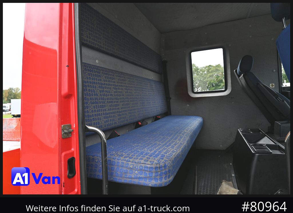 MAN MAN LE 8.180 Pritsche Doka, Automatik, AHK, 6-Sitzer - الشاحنات الصغيرة المسطحة, الشاحنات الصغيرة كابينة مزدوجة: صور 3 MAN MAN LE 8.180 Pritsche Doka, Automatik, AHK, 6-Sitzer - الشاحنات الصغيرة المسطحة, الشاحنات الصغيرة كابينة مزدوجة: صور 3