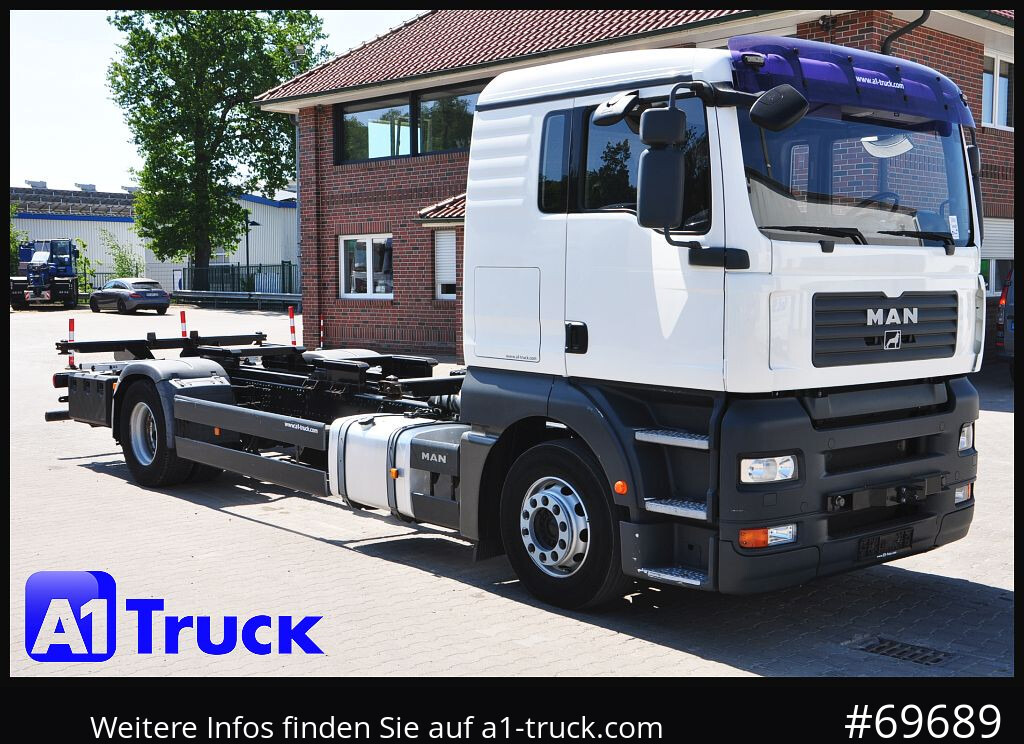 MAN TGA 18,360, BDF, 7,45, 5 Sitzer, 190 tkm - شاحنات الحاويات/ جسم علوي قابل للتغيير شاحنة: صور 1 MAN TGA 18,360, BDF, 7,45, 5 Sitzer, 190 tkm - شاحنات الحاويات/ جسم علوي قابل للتغيير شاحنة: صور 1