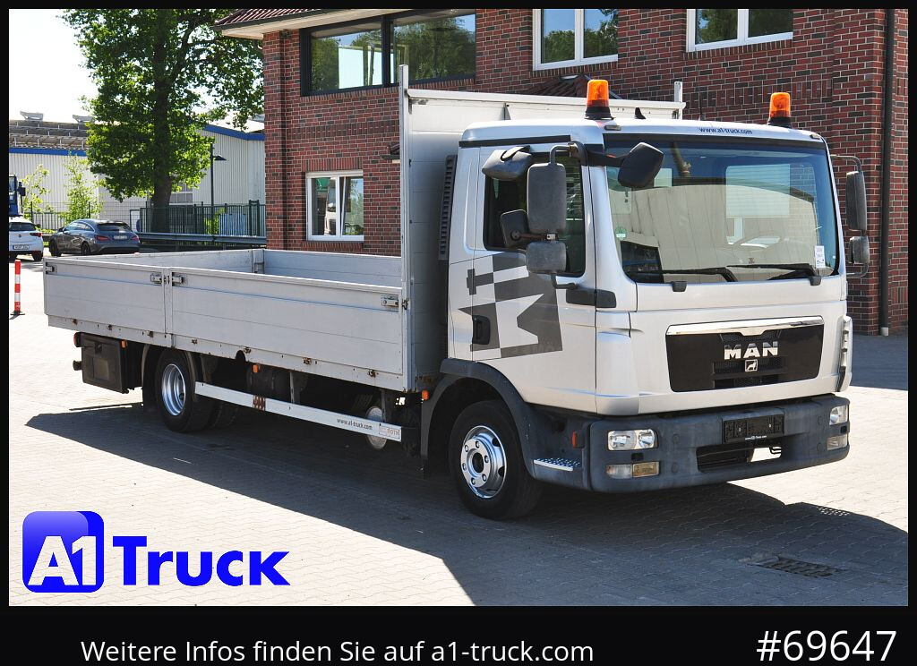 MAN TGL 8,220, Pritsche offen, L6400mm, AHK, - الشاحنات الصغيرة المسطحة: صور 1 MAN TGL 8,220, Pritsche offen, L6400mm, AHK, - الشاحنات الصغيرة المسطحة: صور 1