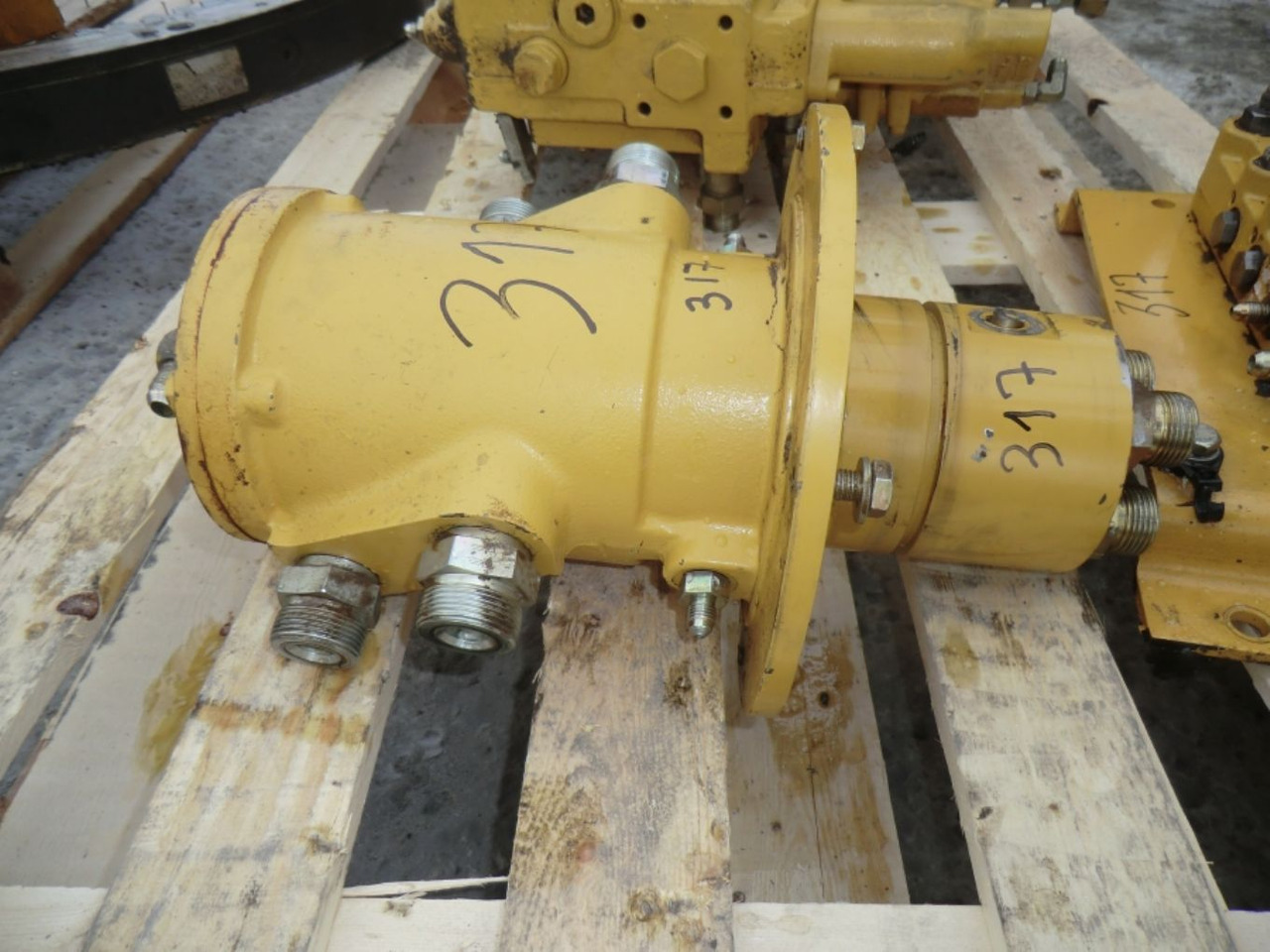 Caterpillar 317B LN Giunto rotante - نقل الحركة - آلات البناء: صور 3 Caterpillar 317B LN Giunto rotante - نقل الحركة - آلات البناء: صور 3