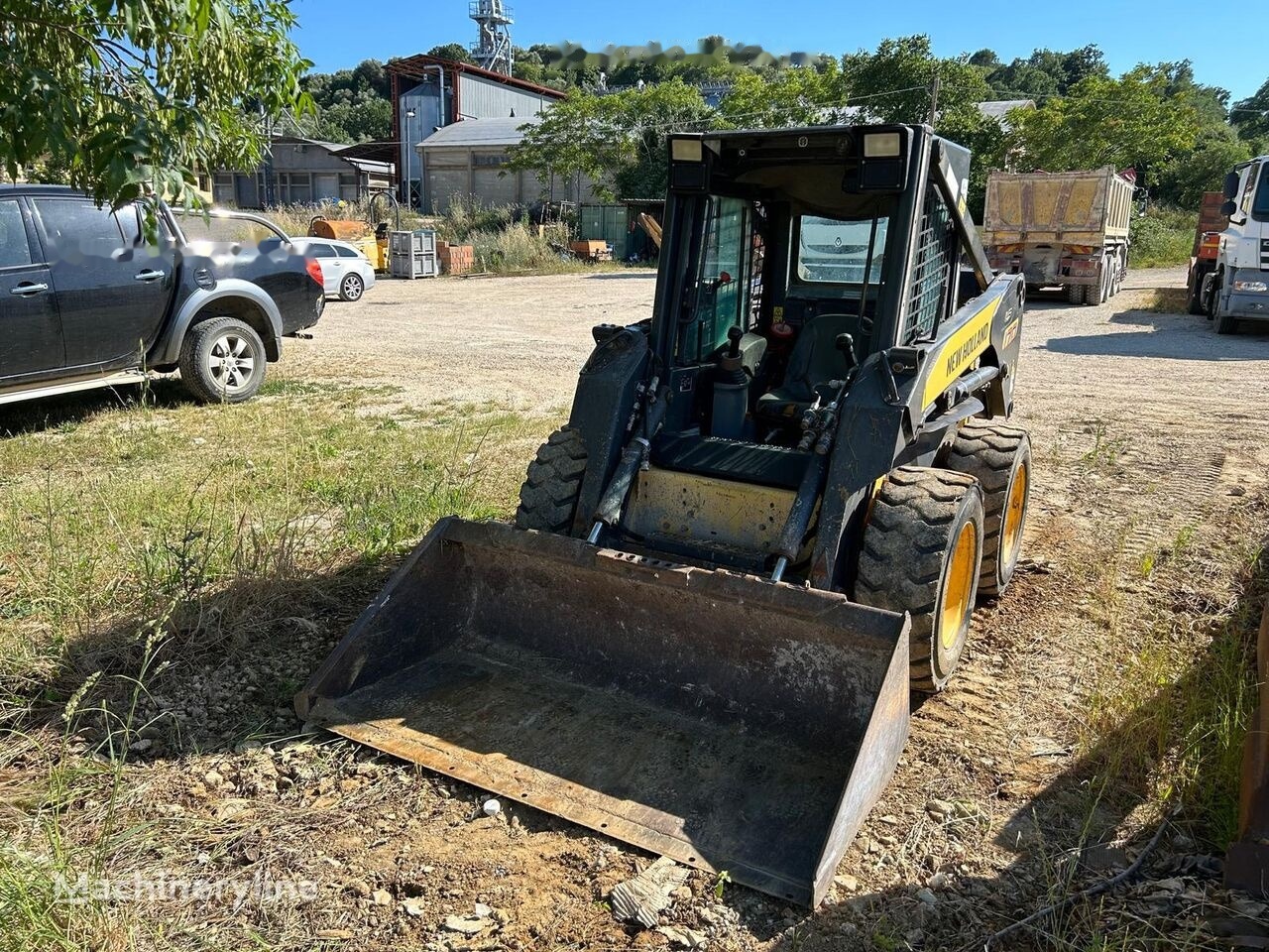 New Holland LS-170 - شيول صغير: صور 5 New Holland LS-170 - شيول صغير: صور 5