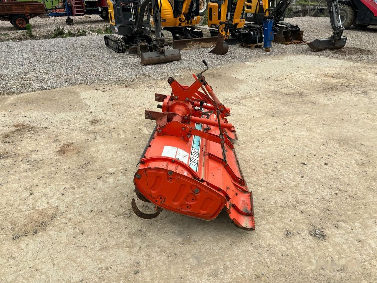 Kubota R 15 N - محراث الدوار: صور 3 Kubota R 15 N - محراث الدوار: صور 3