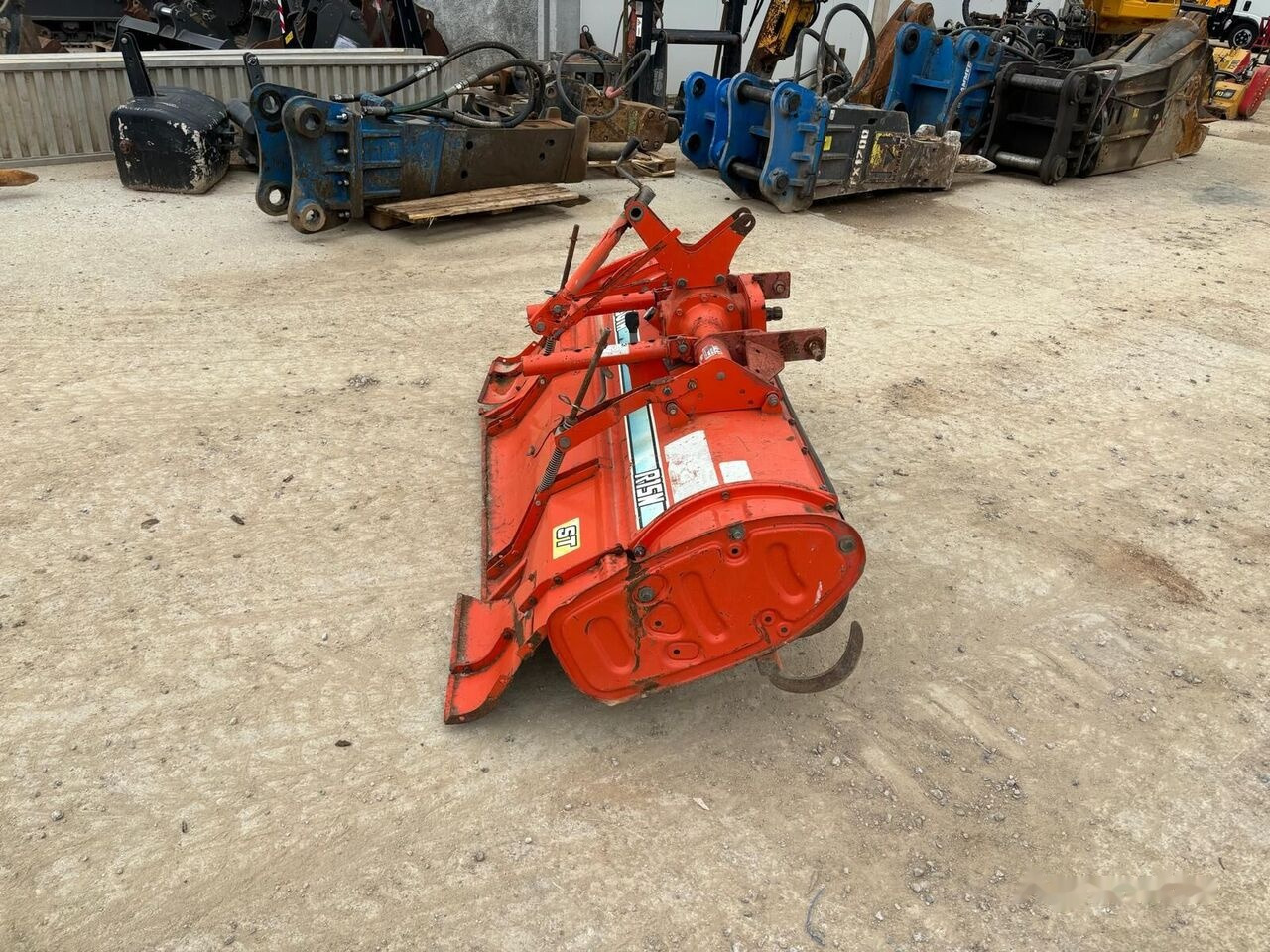 Kubota R 15 N - محراث الدوار: صور 2 Kubota R 15 N - محراث الدوار: صور 2