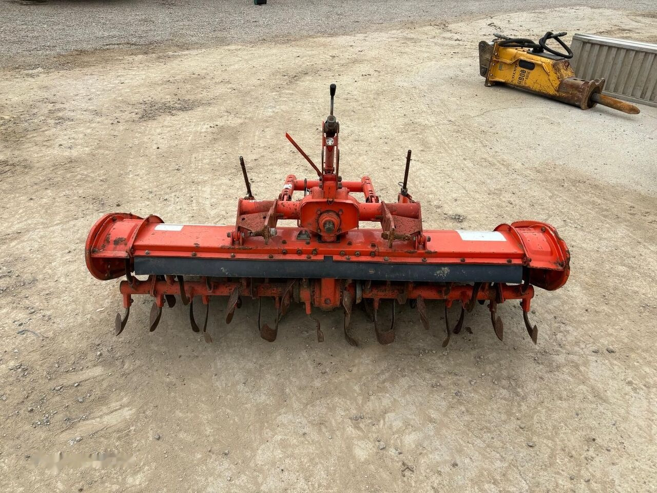 Kubota R 15 N - محراث الدوار: صور 5 Kubota R 15 N - محراث الدوار: صور 5