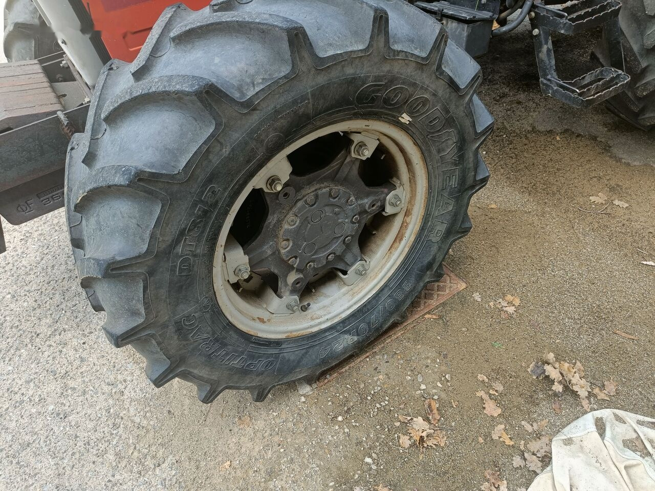 Massey Ferguson 383 - جرار: صور 3 Massey Ferguson 383 - جرار: صور 3
