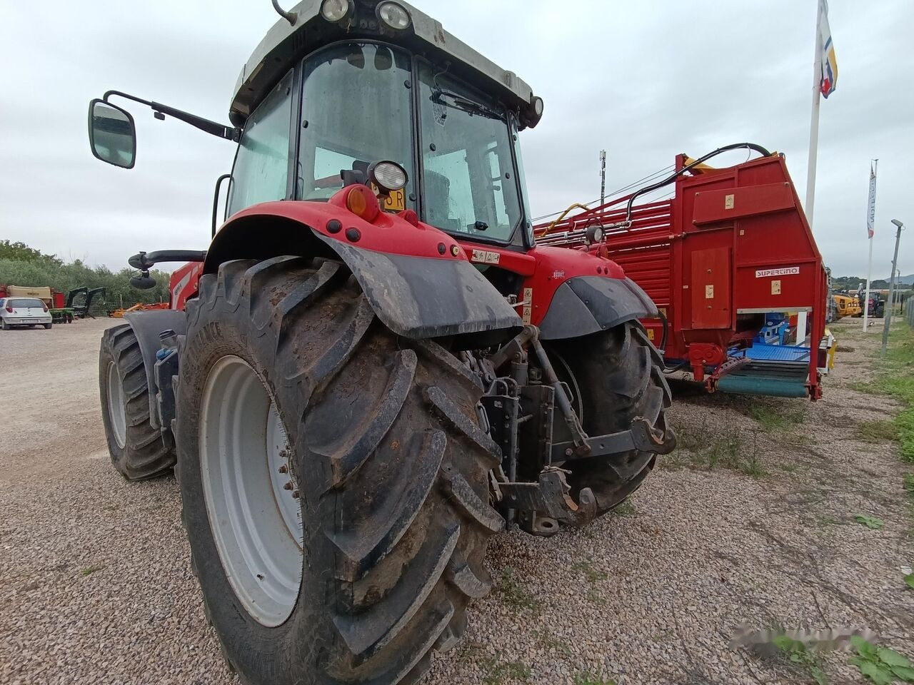 Massey Ferguson 7714 DYNA-4 - جرار: صور 5 Massey Ferguson 7714 DYNA-4 - جرار: صور 5