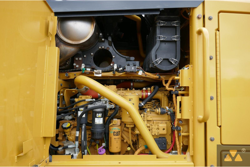 آلة تسوية الأرض Caterpillar 120M2: صور 20