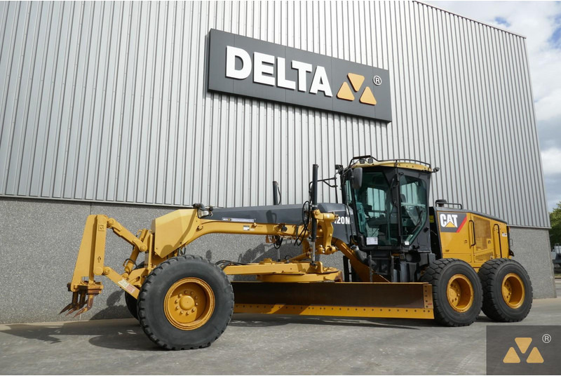 Caterpillar 120M - آلة تسوية الأرض: صور 4 Caterpillar 120M - آلة تسوية الأرض: صور 4