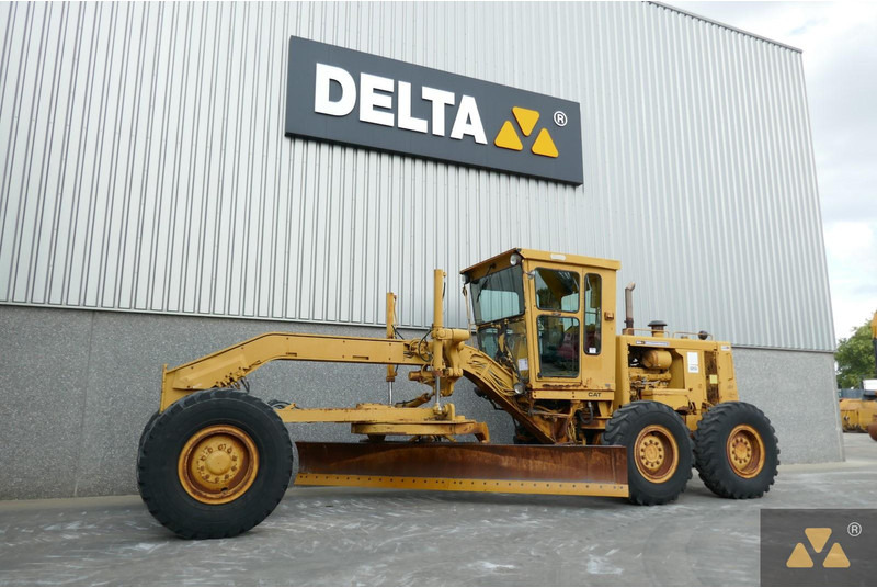 Caterpillar 12G - آلة تسوية الأرض: صور 4 Caterpillar 12G - آلة تسوية الأرض: صور 4