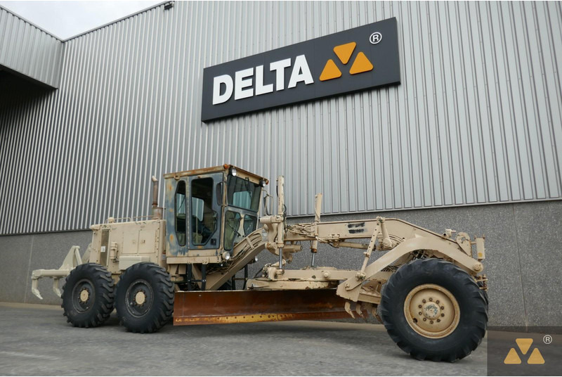 Caterpillar 130G Ex- - آلة تسوية الأرض: صور 3 Caterpillar 130G Ex- - آلة تسوية الأرض: صور 3