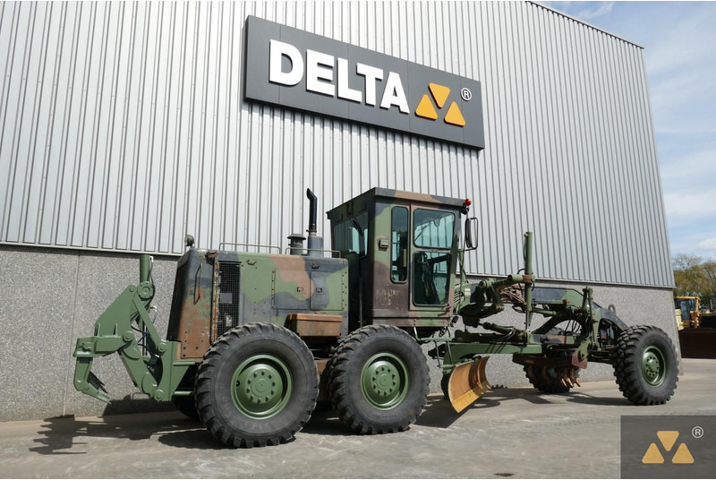 Caterpillar 130G Ex- - آلة تسوية الأرض: صور 5 Caterpillar 130G Ex- - آلة تسوية الأرض: صور 5