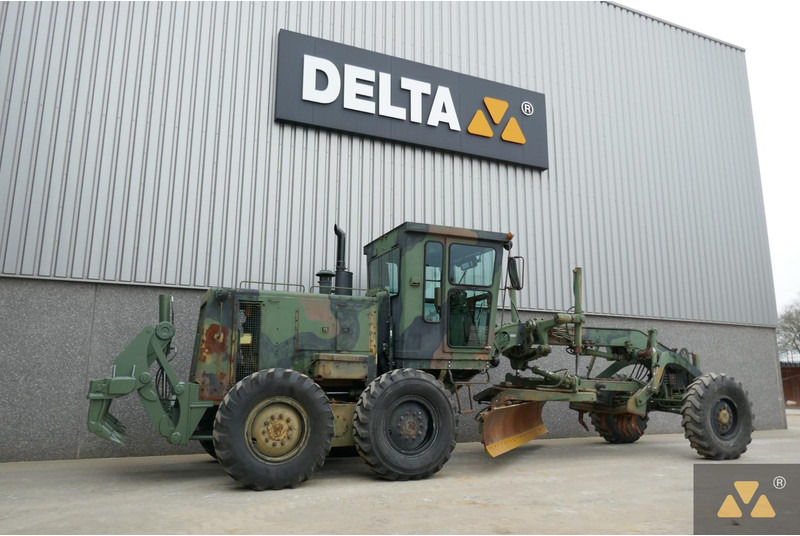Caterpillar 130G Ex- - آلة تسوية الأرض: صور 5 Caterpillar 130G Ex- - آلة تسوية الأرض: صور 5