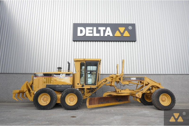 Caterpillar 140H - آلة تسوية الأرض: صور 2 Caterpillar 140H - آلة تسوية الأرض: صور 2