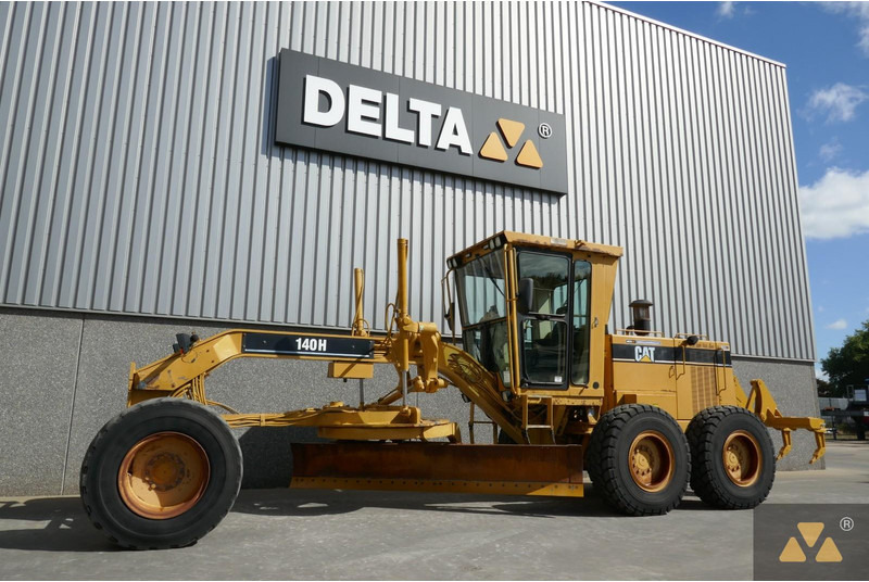 Caterpillar 140H - آلة تسوية الأرض: صور 4 Caterpillar 140H - آلة تسوية الأرض: صور 4