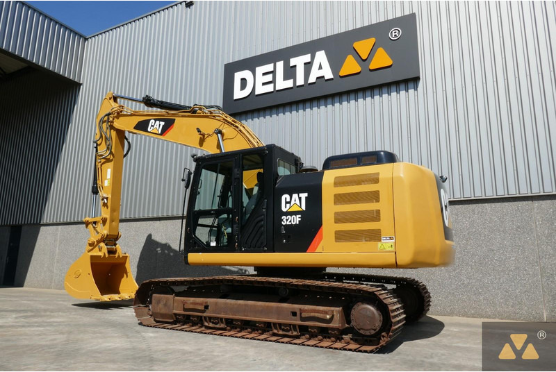 Caterpillar 320FL - حفارات زحافة: صور 4 Caterpillar 320FL - حفارات زحافة: صور 4