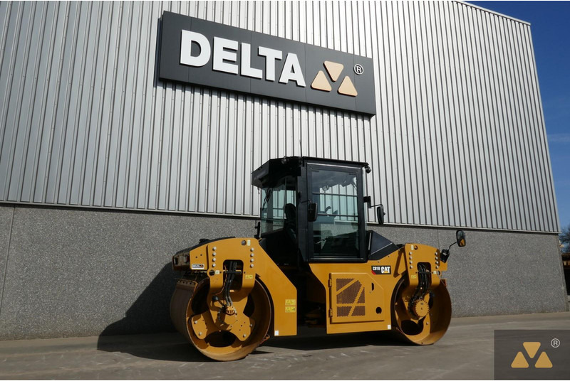Caterpillar CB10 - مدحلة: صور 5 Caterpillar CB10 - مدحلة: صور 5